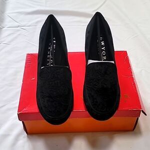 NIB, New York Transit women's block heels